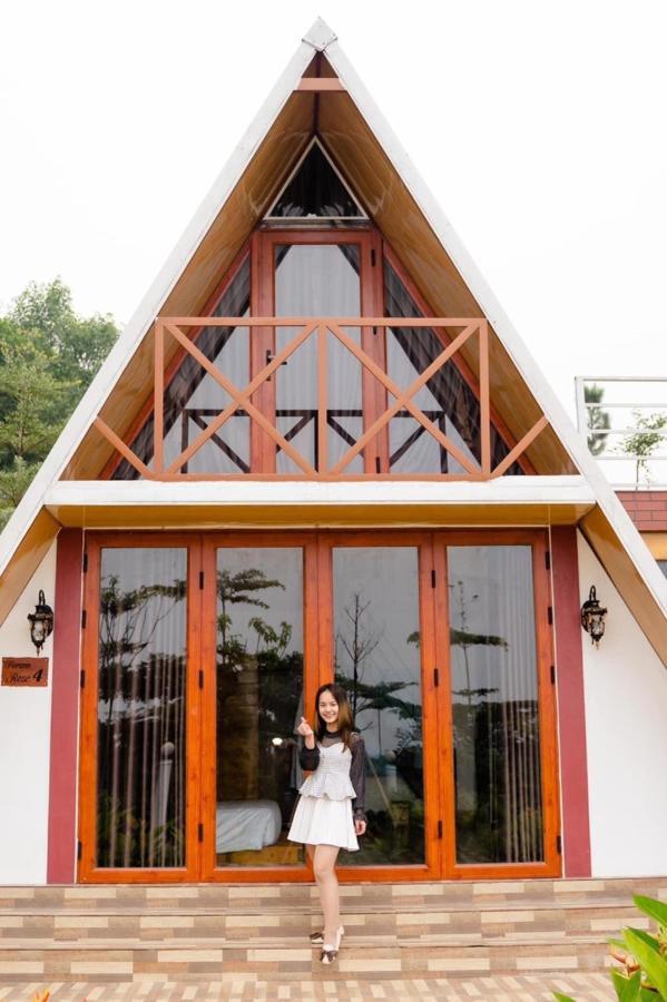 Furano Garden Home Hoa Binh - Venuestay エクステリア 写真