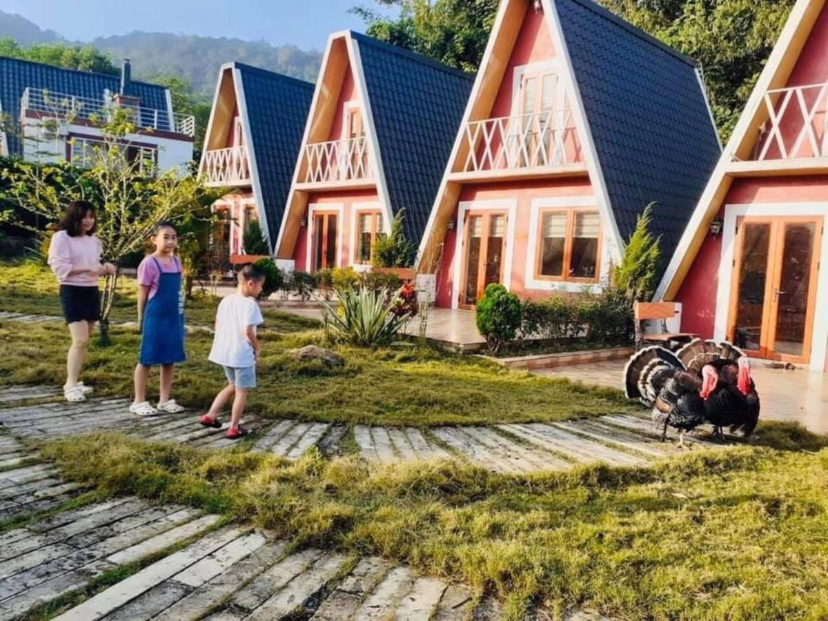 Furano Garden Home Hoa Binh - Venuestay エクステリア 写真