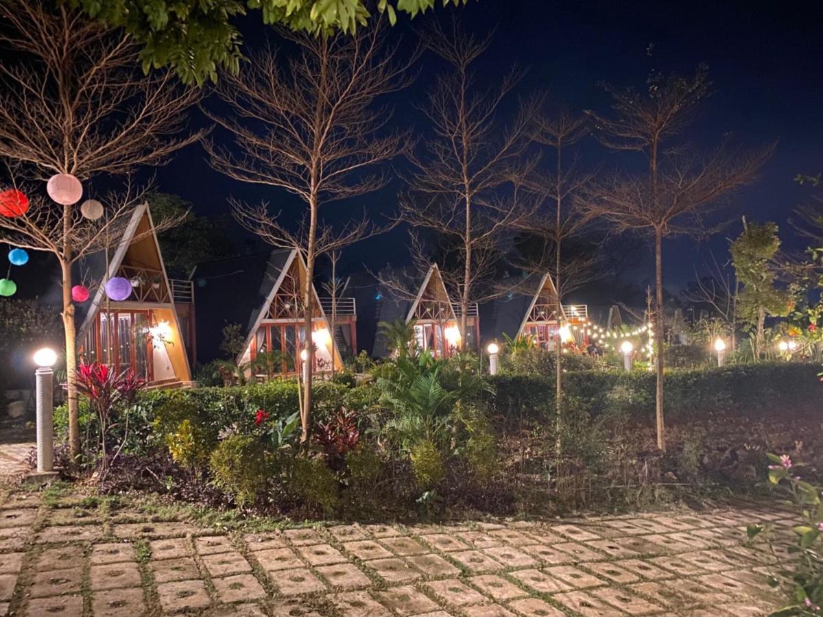 Furano Garden Home Hoa Binh - Venuestay エクステリア 写真
