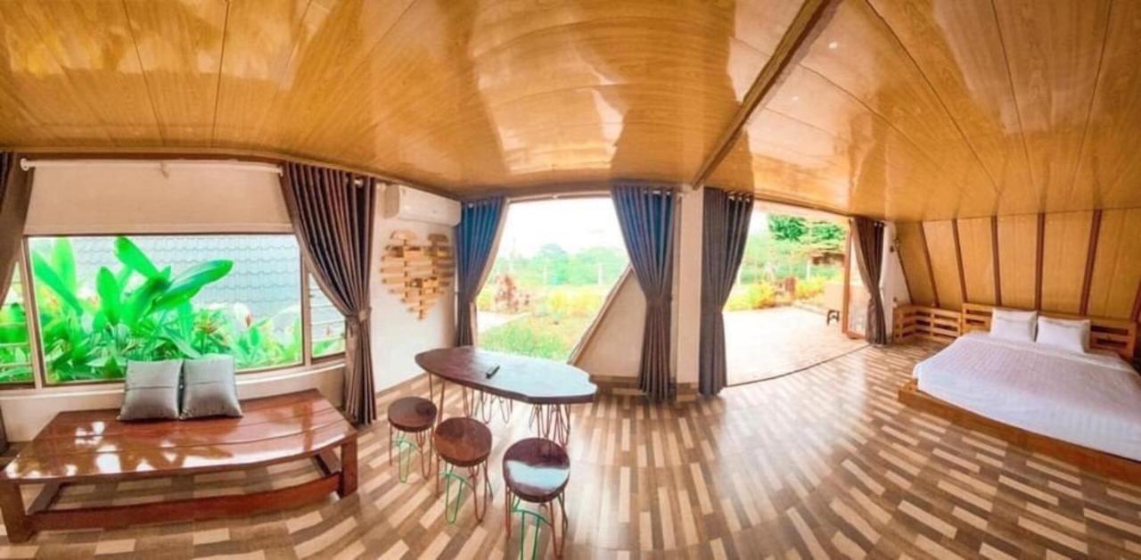 Furano Garden Home Hoa Binh - Venuestay エクステリア 写真
